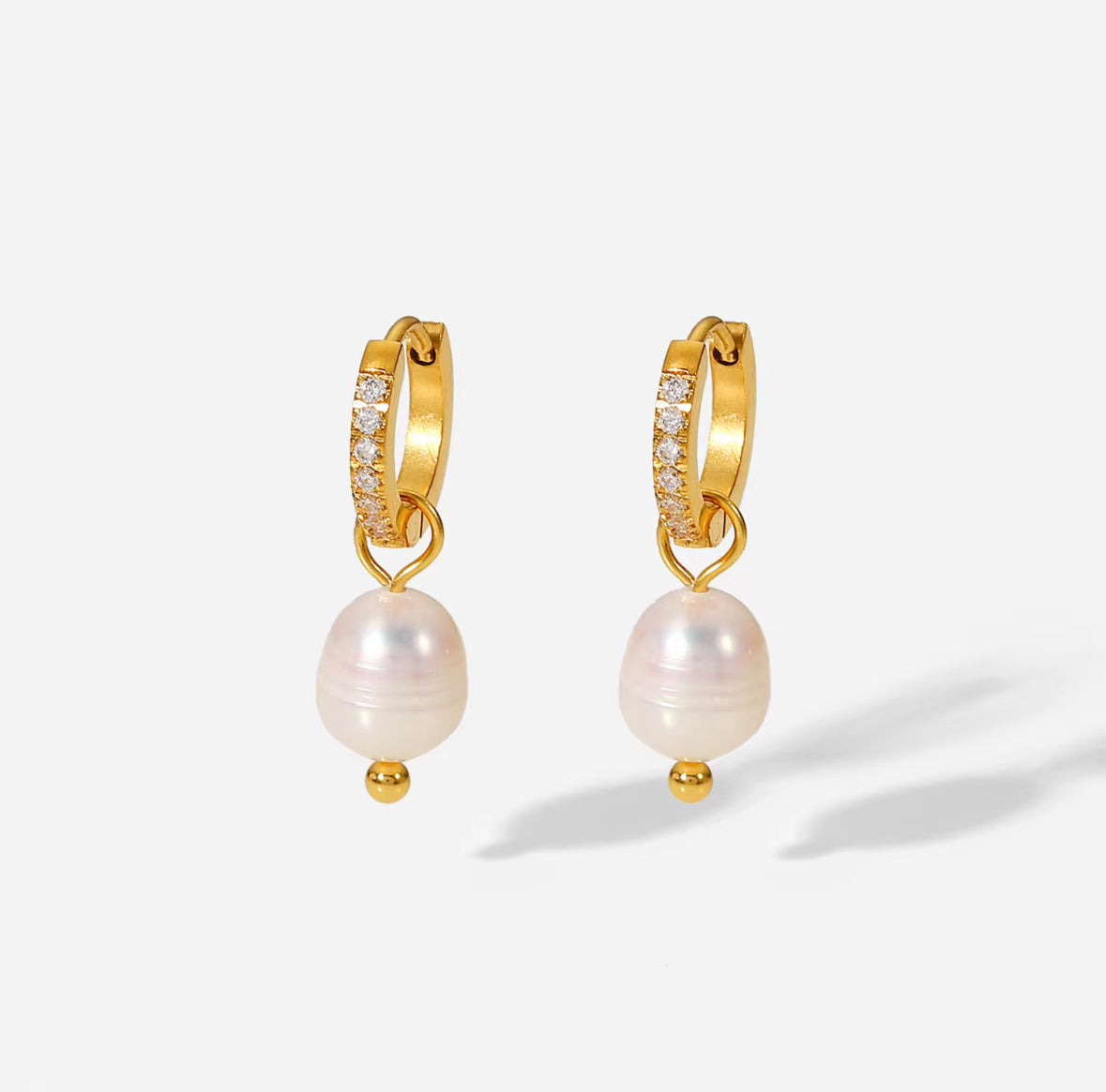Clara Pearl Earrings