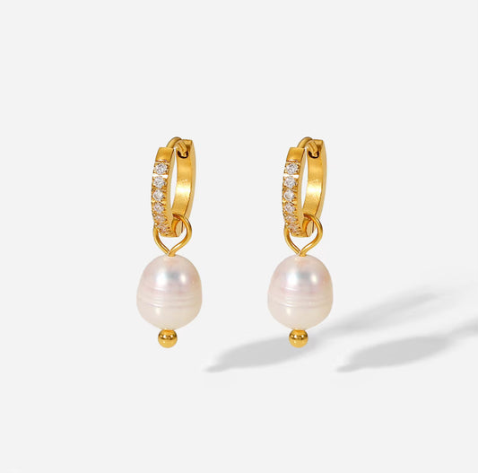 Clara Pearl Earrings