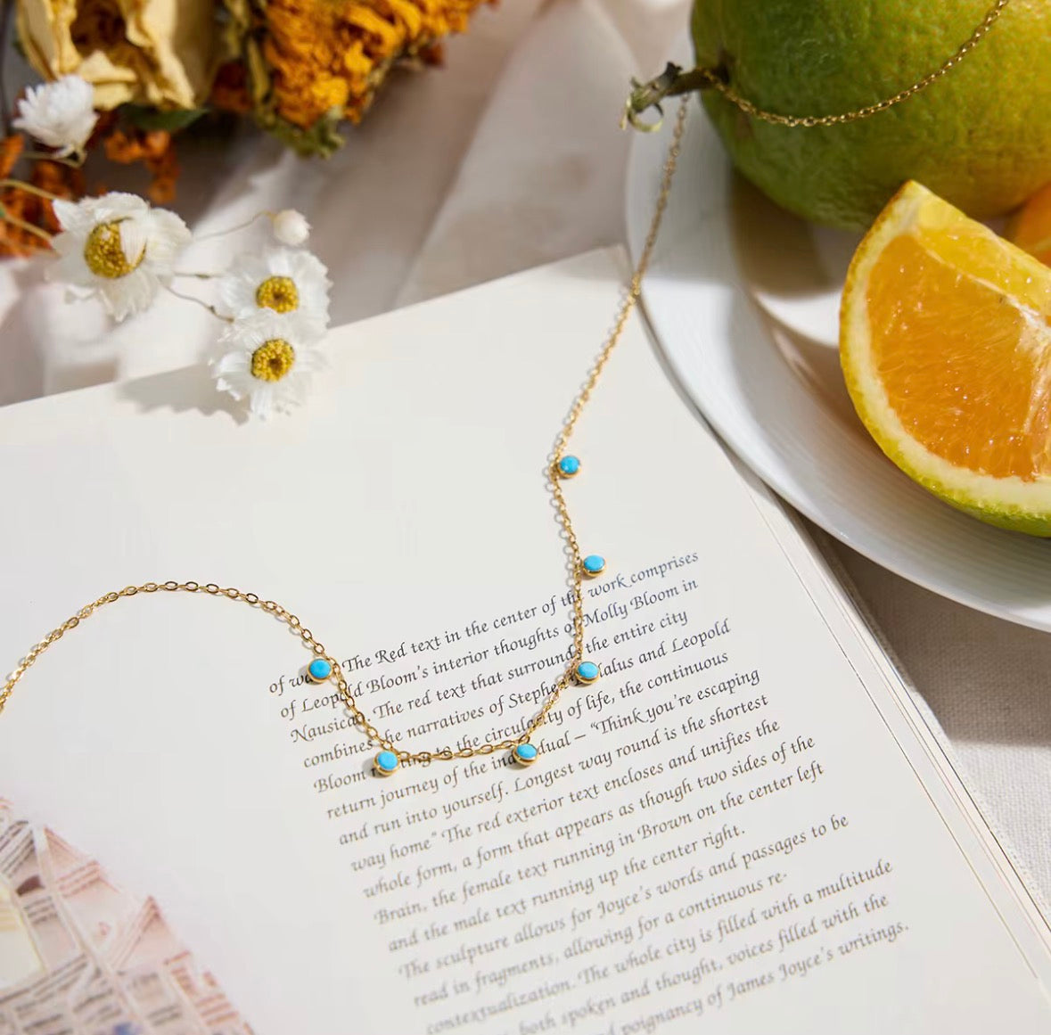 Clair Necklace