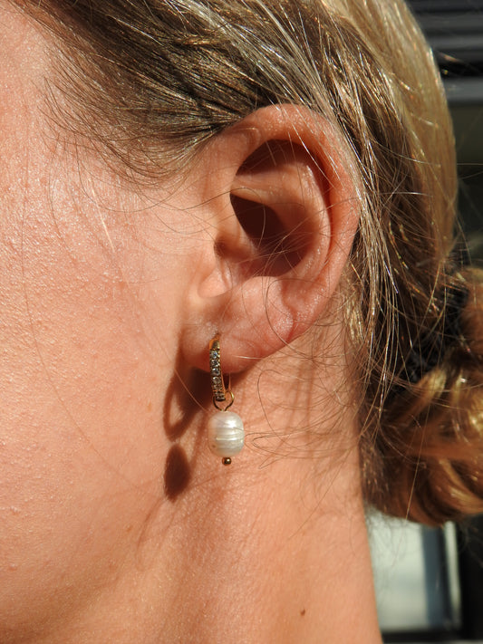 Clara Pearl Earrings